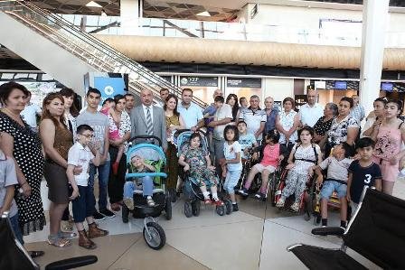 25 uşaq Türkiyəyə müalicəyə göndərildi 