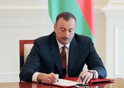 Küveyttli siyasətçi Azərbaycan prezidentinin fəxri diplomu ilə təltif edilib