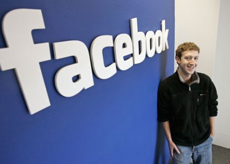 "Facebook"un yaradıcısının "Facebook" səhifəsini dağıtdılar