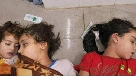 "Suriyada 1300-ə yaxın adam ölüb"