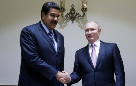 Putin Venesuela prezidenti ilə görüşəcək