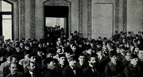 Azərbaycan parlamenti 100 yaşında