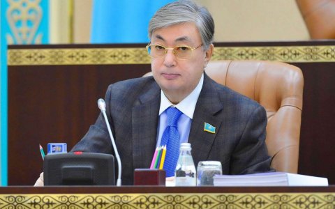 Qazaxıstan prezidenti xalqa müraciət etdi