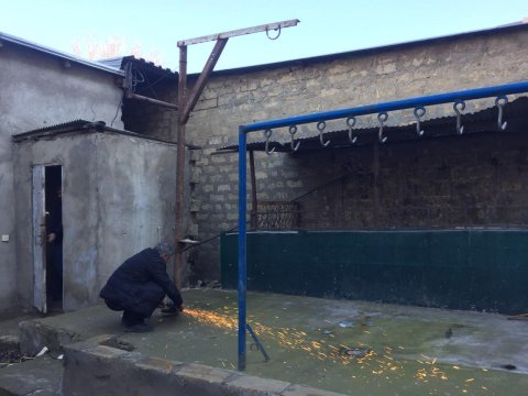 Nizami rayonunda qanunsuz heyvan kəsimi fəaliyyətinin qarşısının alınması ilə bağlı reyd keçirilib