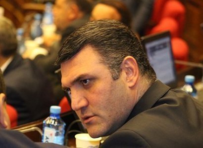 Ermənistanın keçmiş baş prokuroru axtarışa verilib