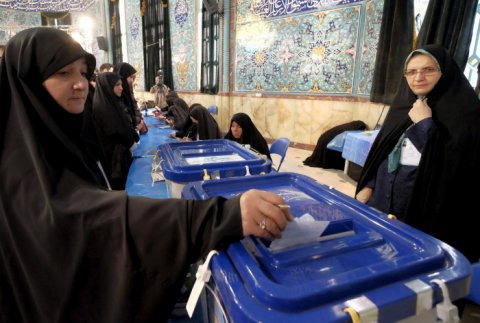İranda parlament seçkiləri keçirilir