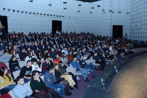 UNEC-də Xocalı soyqırımının 28-ci ildönümü qeyd olundu - FOTOLAR