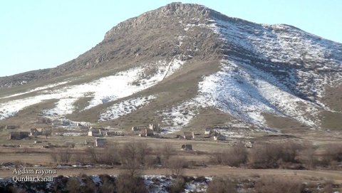 Müdafiə Nazirliyi Ağdam rayonunun Qurdlar kəndinin videogörüntülərini paylaşıb VİDEO