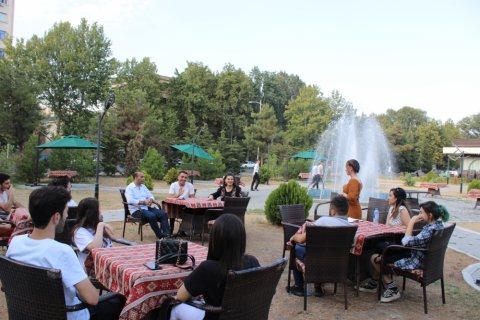 Mingəçevir Dövlət Universitetində “Açıq hava seminarları” davam edir