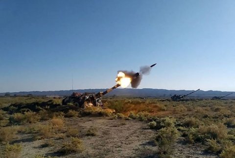 Raket və artilleriya bölmələrində döyüş atışları icra edilib - VİDEO