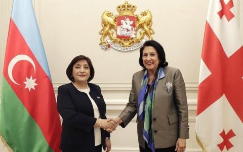 Sahibə Qafarova Gürcüstan prezidenti ilə görüşüb