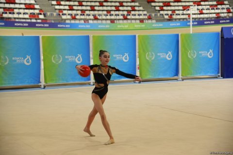 Gimnastlarımız Konyada qızıl medal qazandı