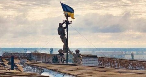 Xarkovda Ukrayna bayrağı qaldırıldı