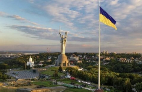 Ukrayna təhlükəsizliyinin qarantı olacaq ölkələrin adlarını açıqlayıb