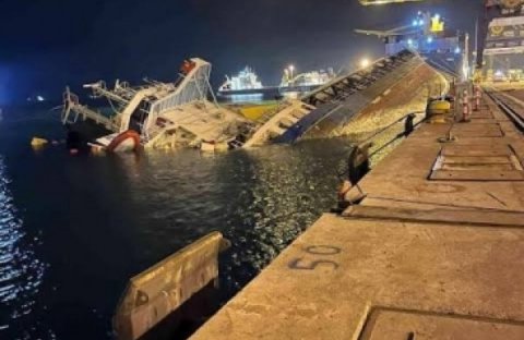 Türkiyədə yük gəmisi batdı