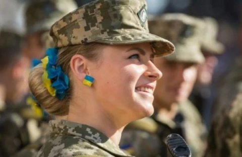 Ukraynada qadınlar hərbi xidmətə çağırılır