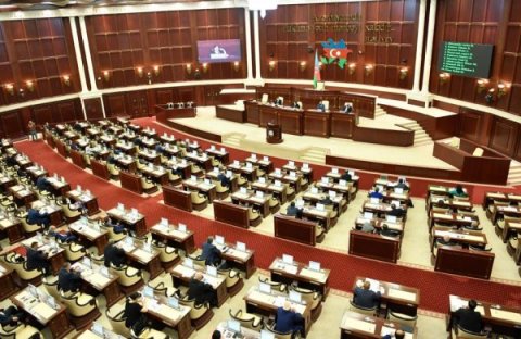 Parlamentin gündəliyinə dəyişiklik edildi