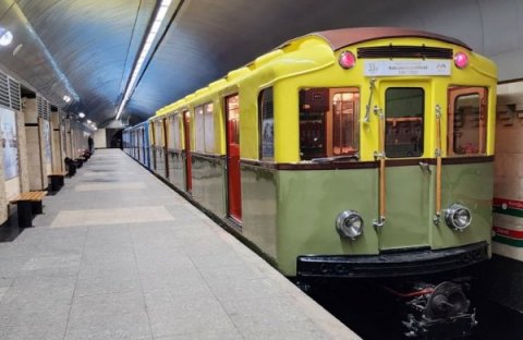 Retro vaqonlar yenidən Bakı metrosunda