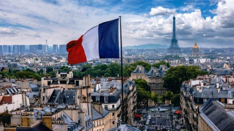 Seperatçıları dəstəkləyən Fransaya etiraz