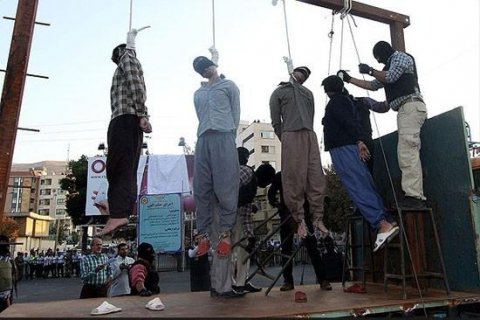 İranda 3 nəfərin ölüm hökmü icra olundu