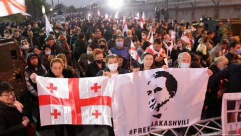 Gürcüstanda Saakaşvilinin müdafiəsi üçün etiraz aksiyaları başlayır