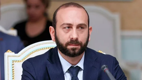 Ermənistan yalnız suveren ərazilərdə minalanma həyata keçirir - Mirzoyan