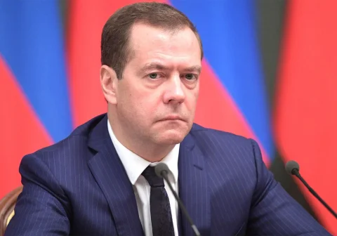 Dünyada yeni hərbi ittifaq yarana bilər - Medvedev