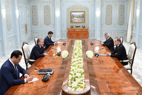 Ceyhun Bayramov Özbəkistan prezidenti ilə görüşüb