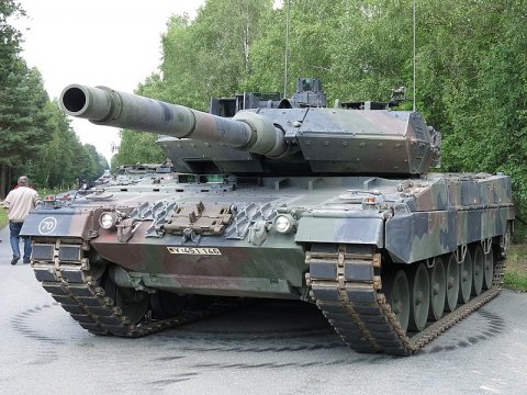 Kanadadan Ukraynaya “Leopard 2” tankı göndərildi