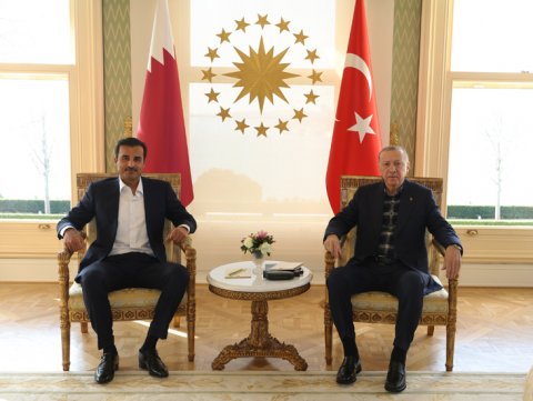 Türkiyə prezidenti Qətər əmiri ilə görüşdü