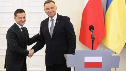 Polşa prezidenti Ukraynanın qalib gələcəyinə inandığını bildirdi