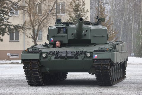 İspaniyadan Ukraynaya tank yardımı