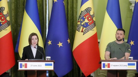 Moldova prezidenti ukraynalı həmkarı ilə bir sıra məsələləri müzakirə etdi