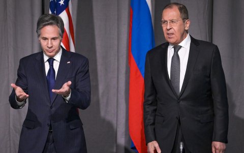Lavrov ABŞ-ın dövlət katibi arasında telefon danışığı baş tutub
