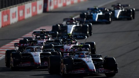 “Formula 1” üzrə əsas yarışın qalibi bəlli oldu