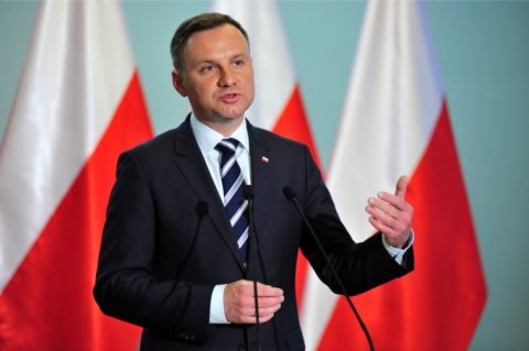 Ukrayna Rusiya təcavüzkarına cavab verməlidir - Polşa prezidenti
