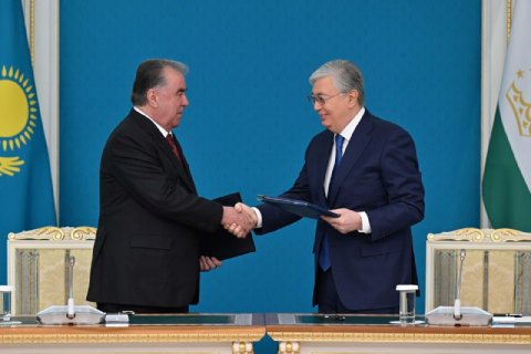 Qazaxıstan və Tacikistan arasında Bəyənnamə imzalandı