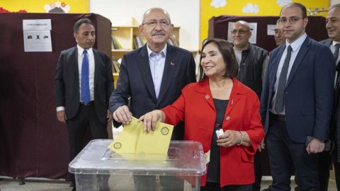 Kılıçdaroğlu prezident seçkilərinin ikinci turunda səs verdi