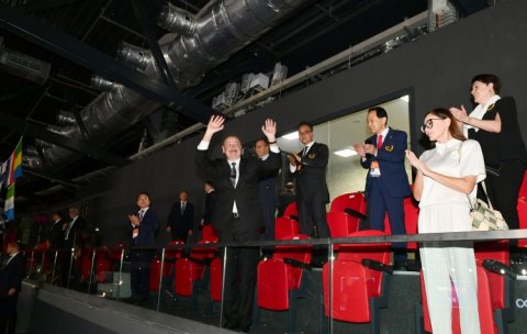 İlham Əliyev xanımı ilə dünya çempionatının açılışında iştirak etdi