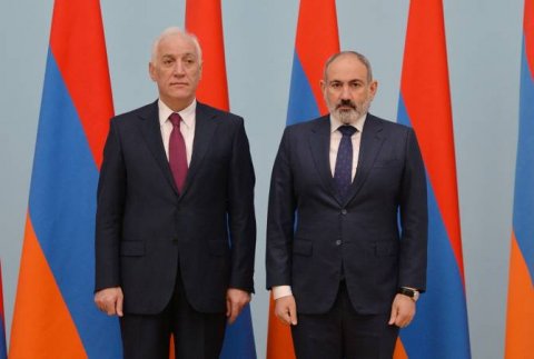 Ermənistan prezidenti Paşinyanla görüşünün məmnunluğunu dilə gətirdi
