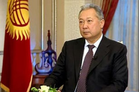 Qırğızıstan Prezidenti 10 il müddətinə azadlıqdan məhrum edildi