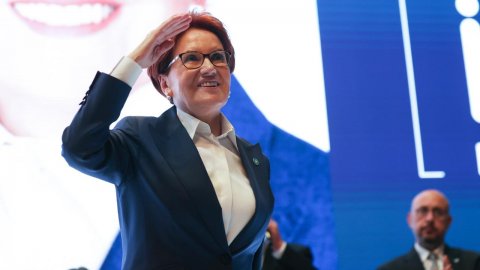 Meral Akşener yenidən İYİ partiyasının sədri oldu