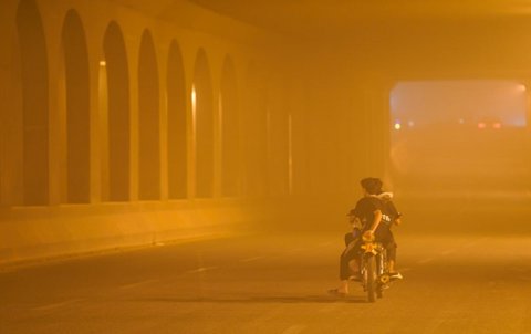 İranda toz fırtınası 700-dən çox insanı xəstəxanalıq etdi