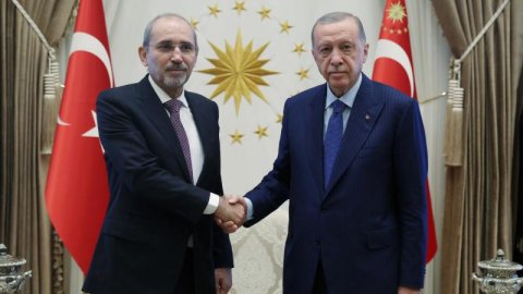 Türkiyə Prezidenti İordaniyanın XİN Başçısını qəbul etdi