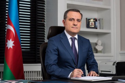 XİN Başçısından həmkarlarına təbrik mesajı