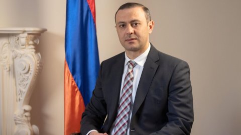 Ermənistan sabit sülh sazişinin imzalanmasında maraqlıdır - Qriqoryan