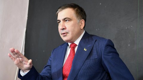 Sarkozi Moskvanın şərtləri ilə məni atəşkəs imzalamağa inandırdı - Saakaşvili