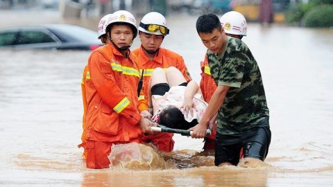 Güclü yağış nəticəsində 29 nəfər öldü