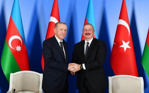 Prezident türkiyəli həmkarına təbrik məktubu ünvanladı