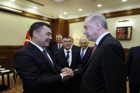 Türkiyə və Qırğızıstan Prezidentləri görüşdü